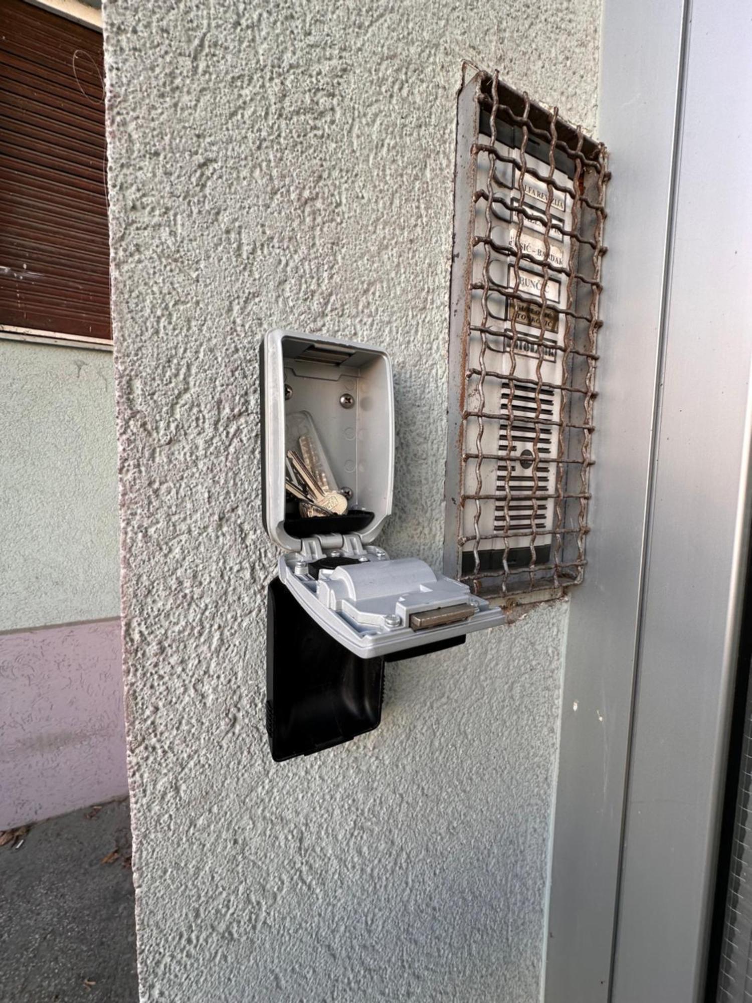 Apartman Pannonica Pin 0-24H Slavonski Brod Exterior photo